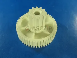 Шестеренка для мясорубки MOULINEX HV8 (средняя)